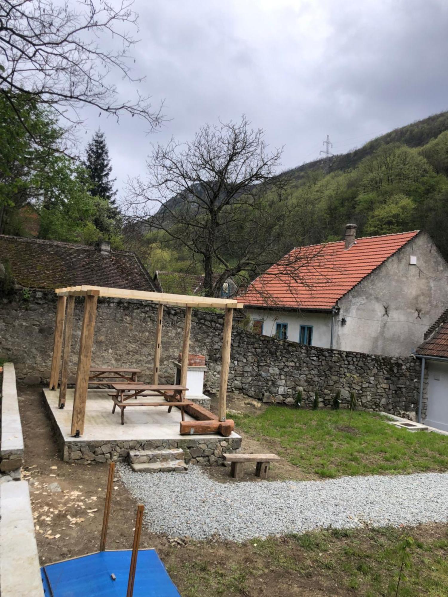 Sasca 362 Ap1 Villa Szászkabánya Kültér fotó
